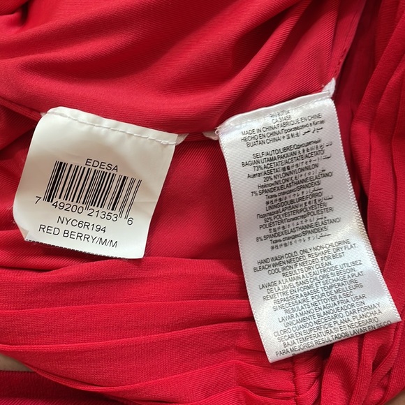 BCBGMAXAZRIA Red Berry dress - Picture 5 of 5